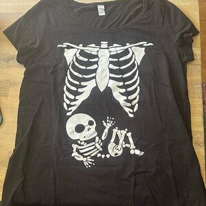 Cute Halloween maternity shirt